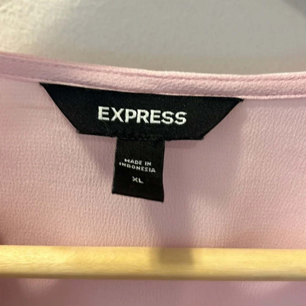 Express Blouse - Picture 2 of 2